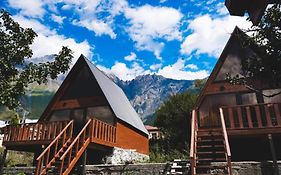 Vaso-Levani Kazbegi Cottage